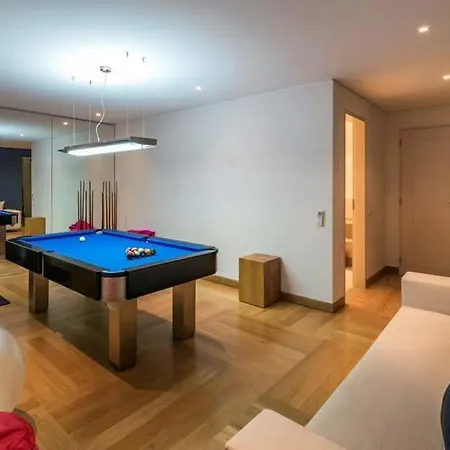 Sleeps 10 Pool Air Con T607902 * Quinta do Lago